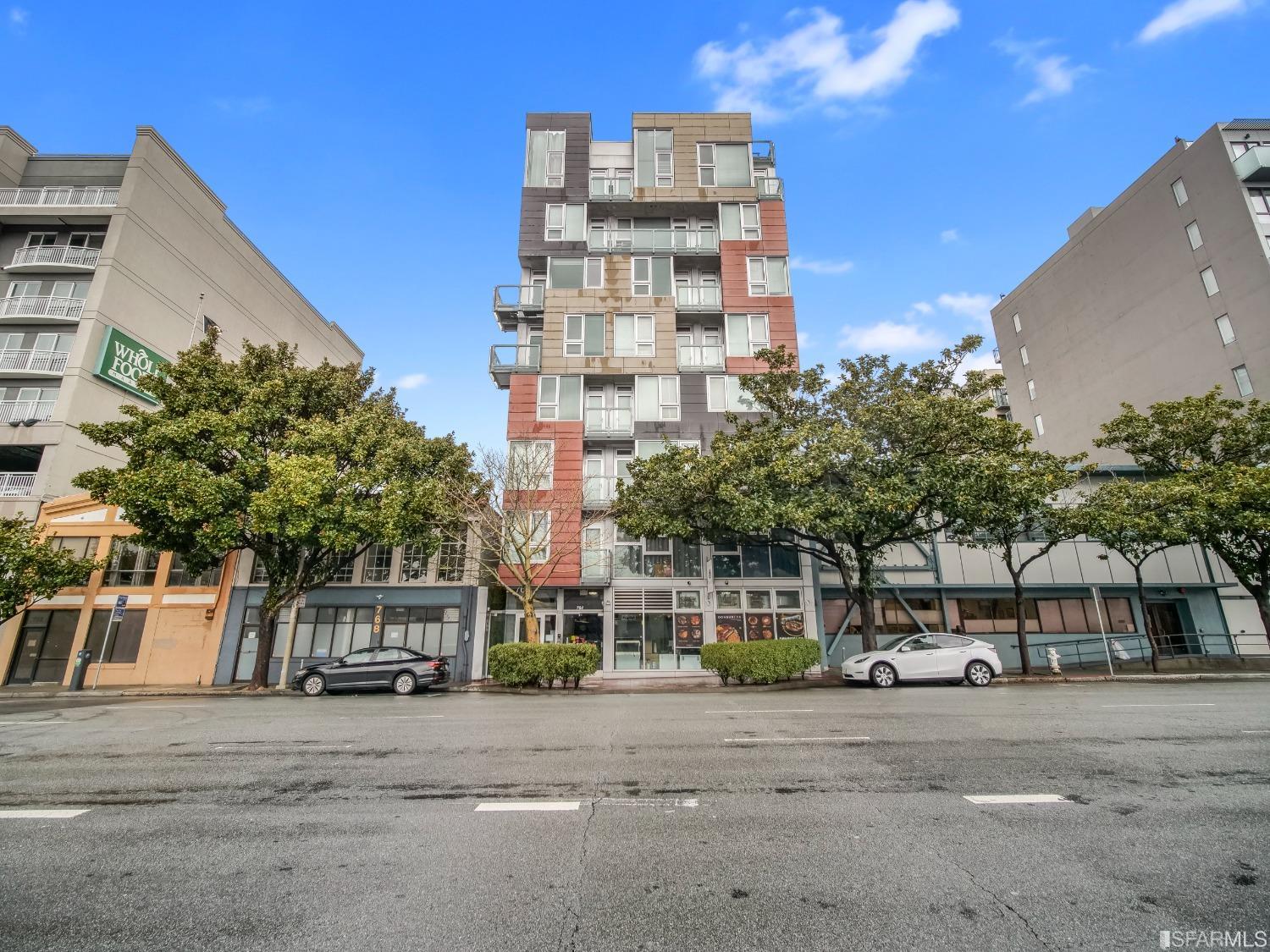 766 Harrison Street Unit: 504
