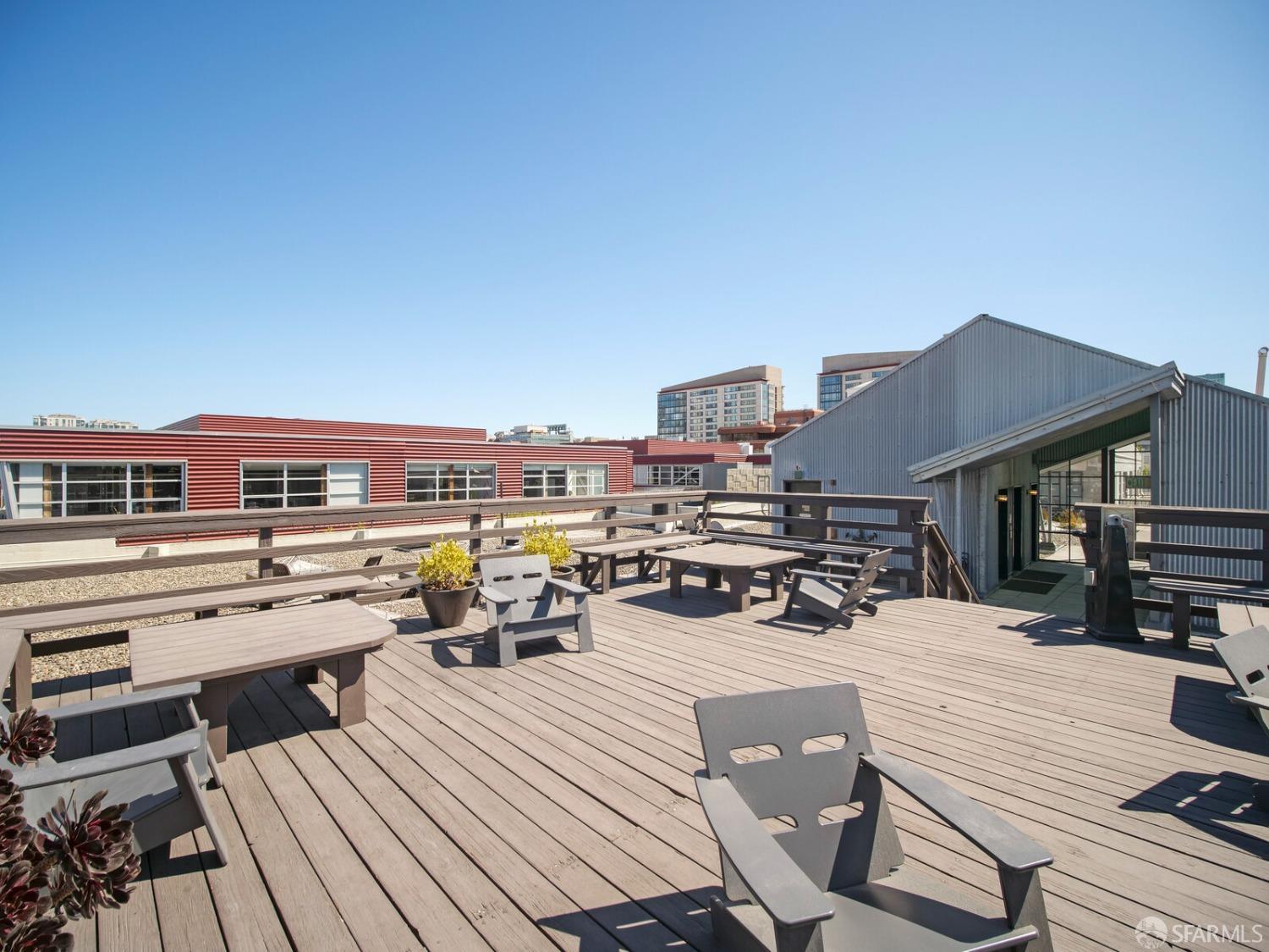 601 4th Street Unit: 205