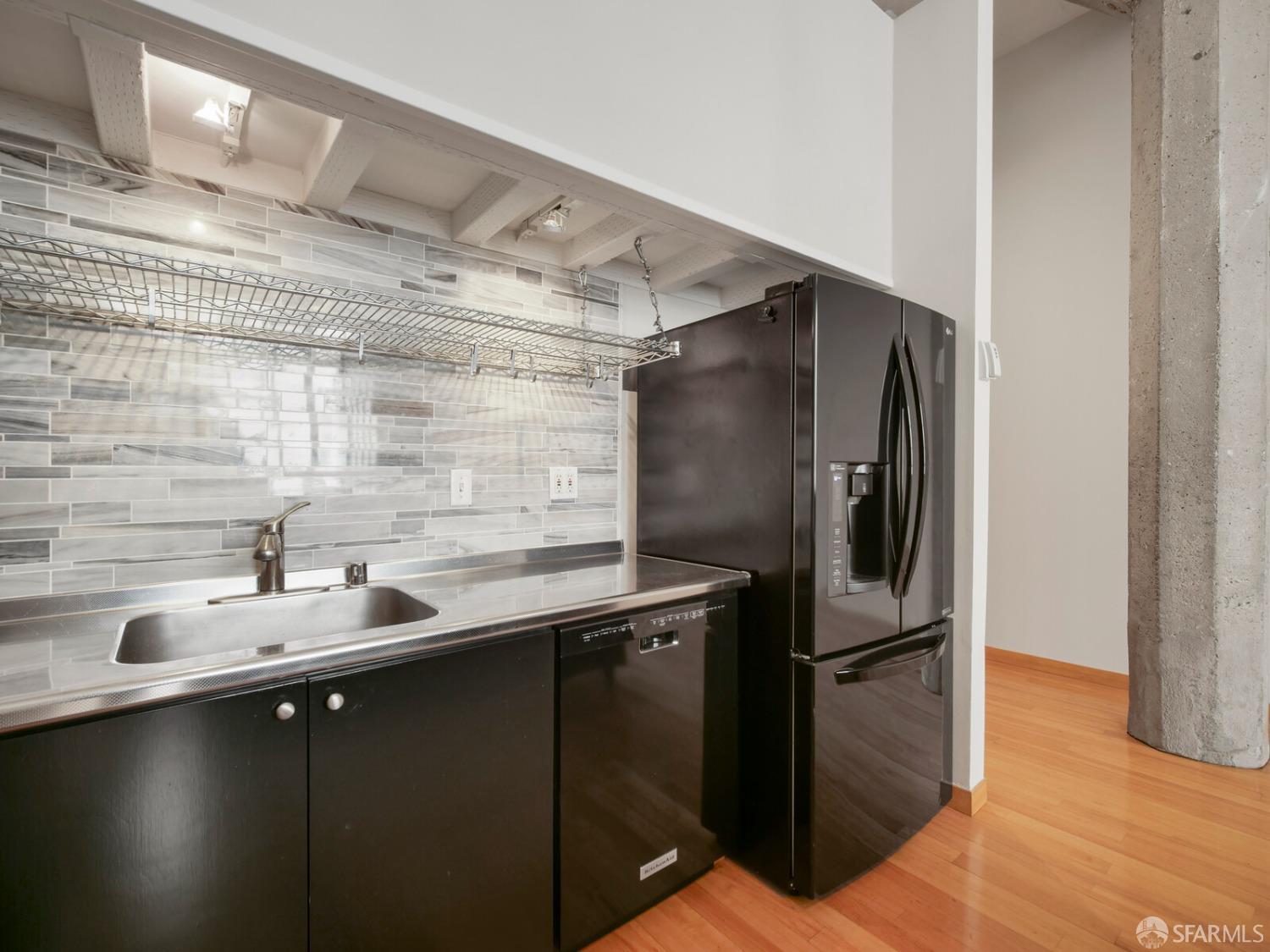 601 4th Street Unit: 205