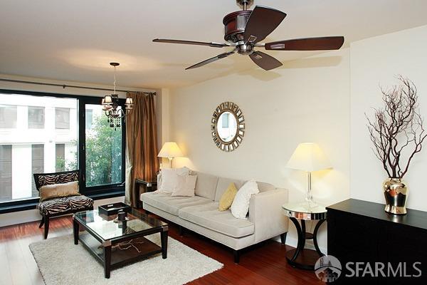 199 New Montgomery Street Unit: 206