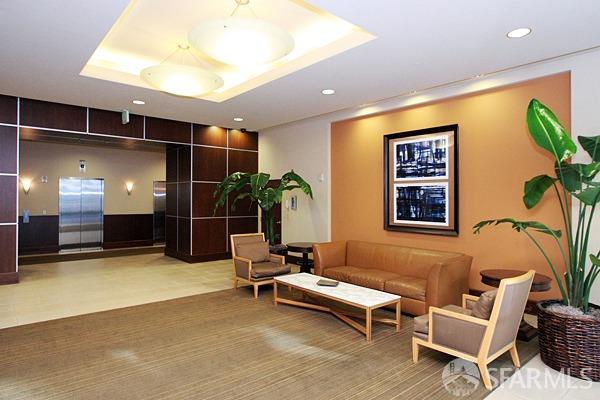 199 New Montgomery Street Unit: 206