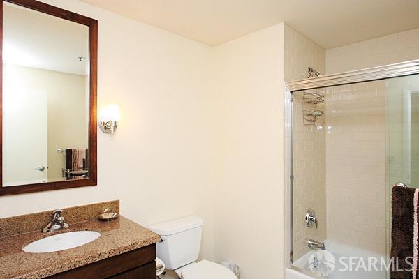 199 New Montgomery Street Unit: 206