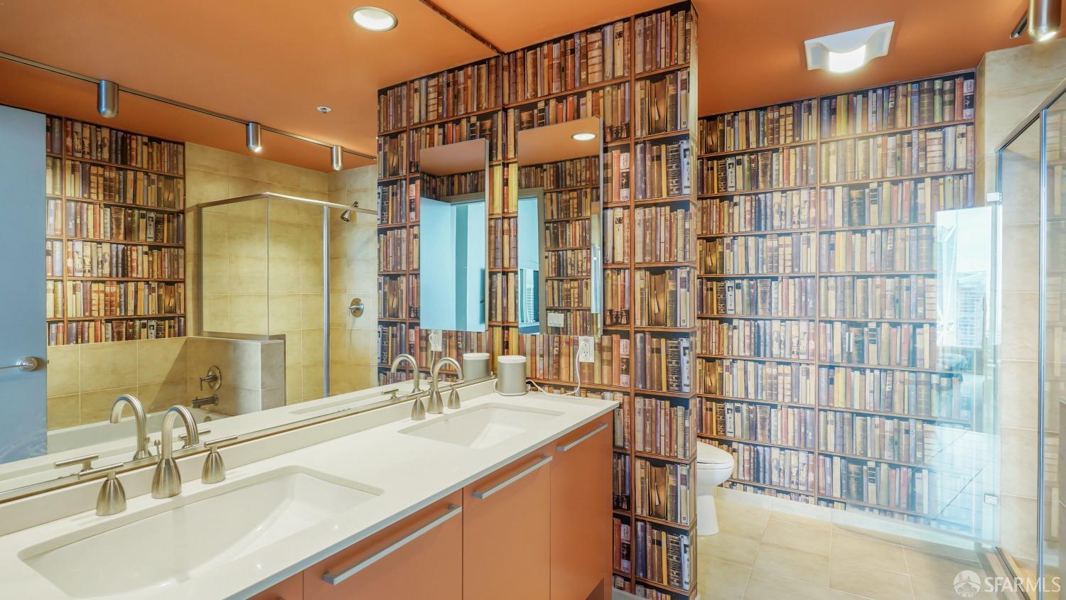 425 1st Street Unit: 5303