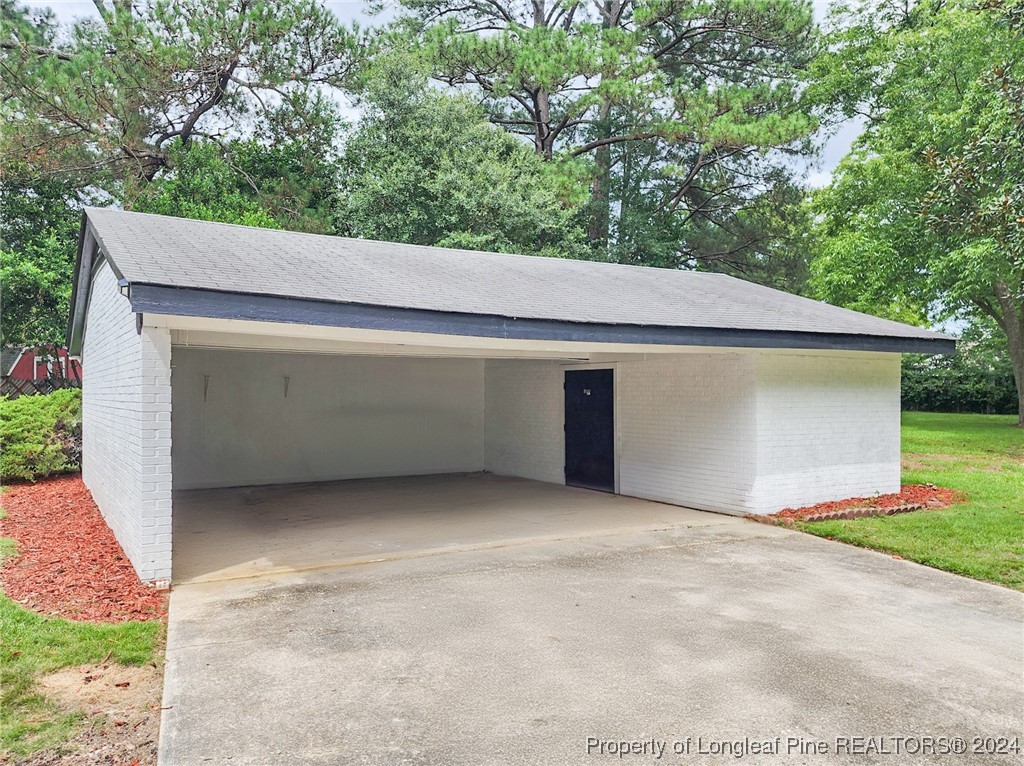 305 Eucalyptus Road