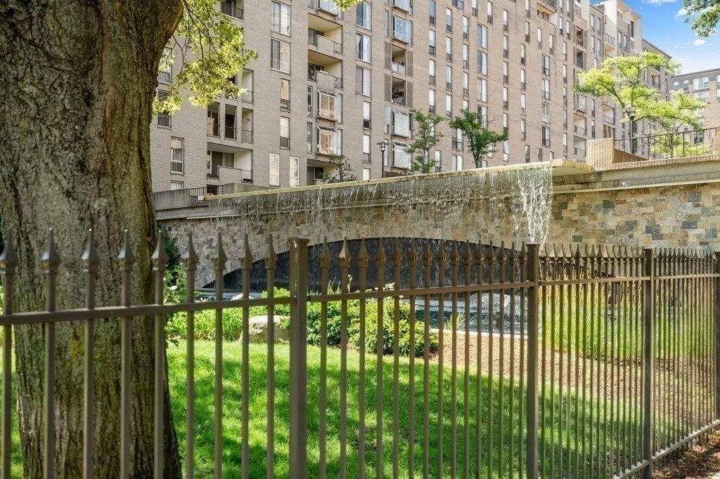 77 Pond Ave # 1402