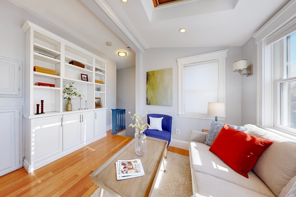 89 Pearson Ave # 2