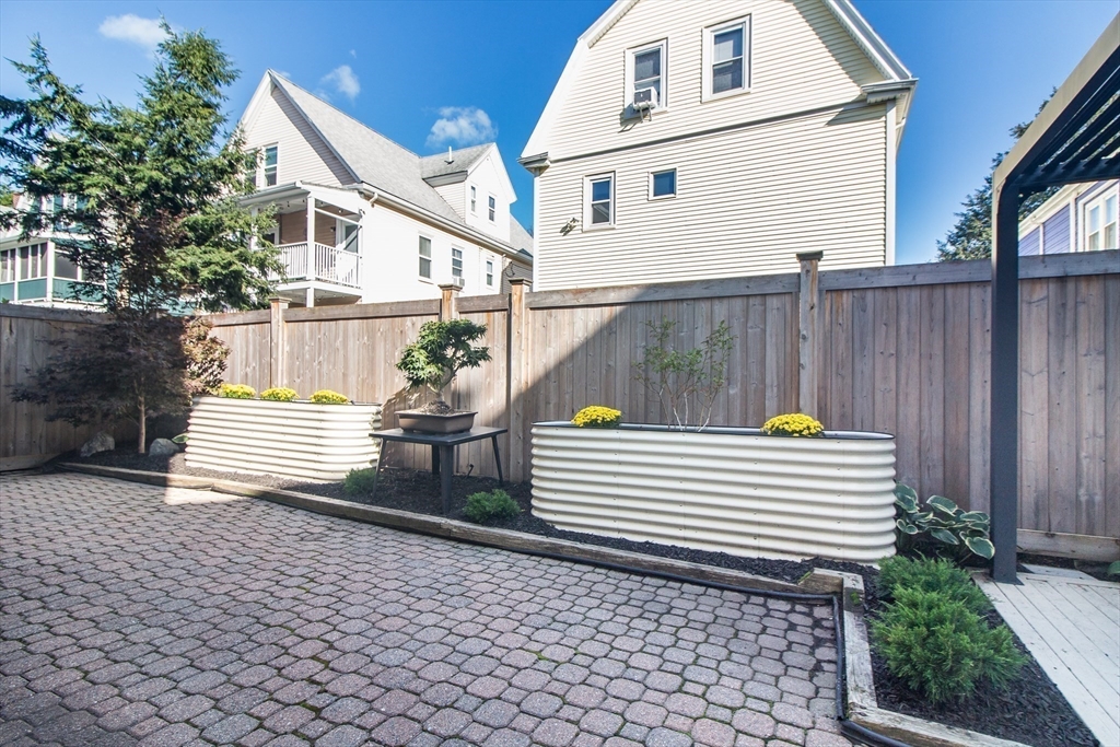 89 Pearson Ave # 2