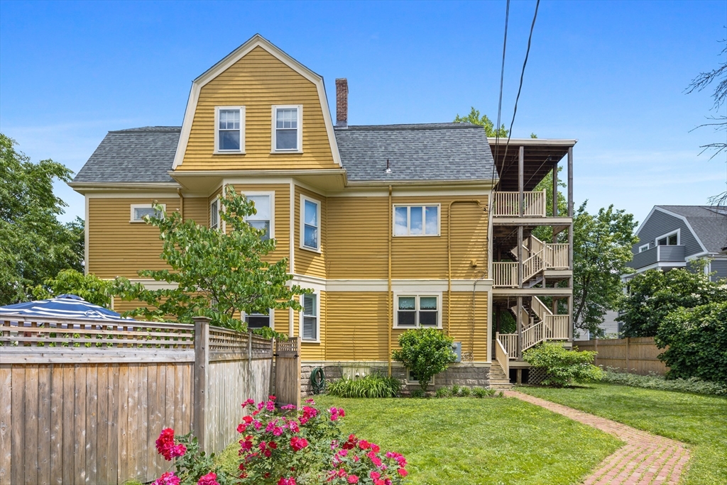180 Fayerweather St # 3