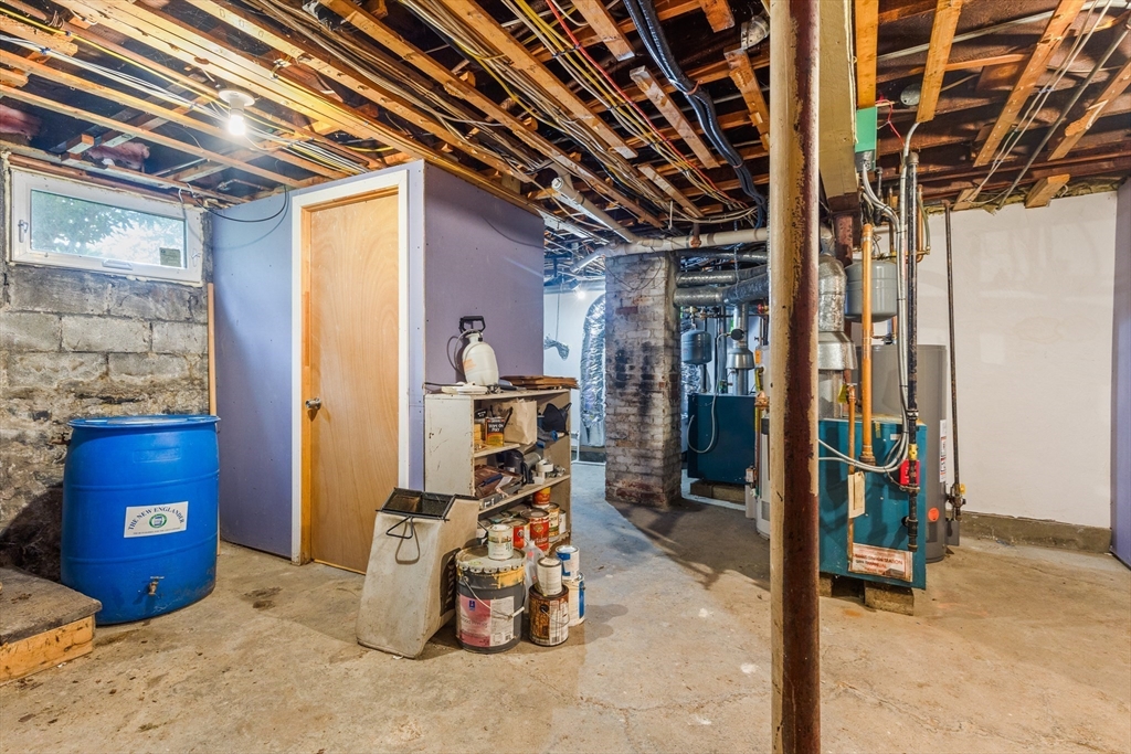 180 Fayerweather St # 3