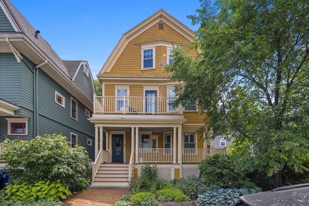 180 Fayerweather St # 3