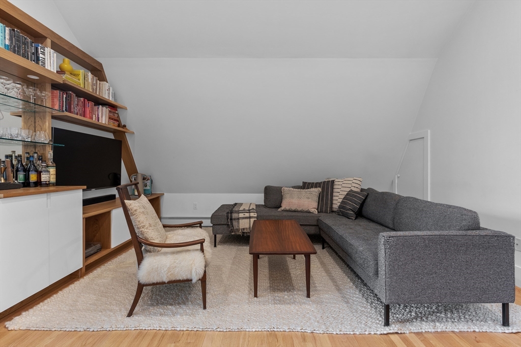 180 Fayerweather St # 3