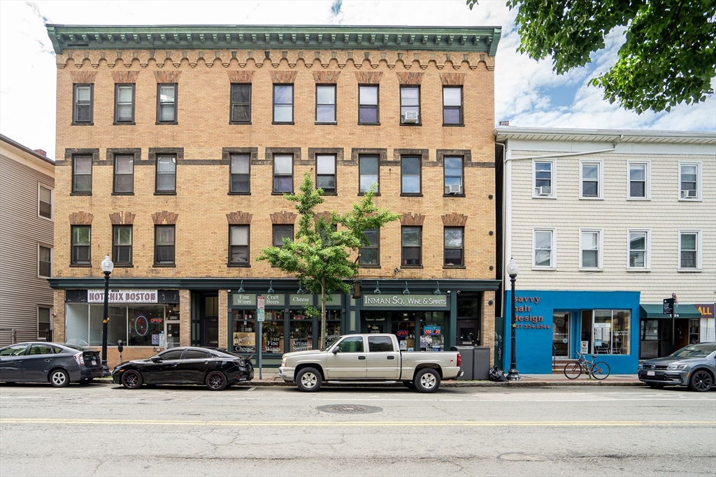 1228 Cambridge St Unit: 2