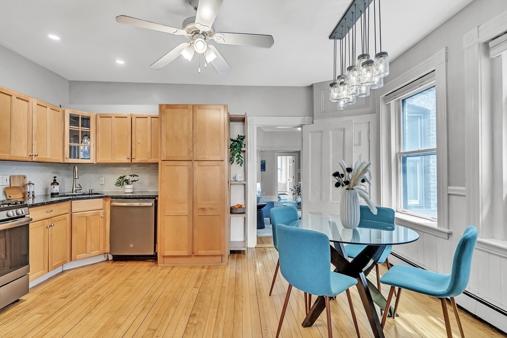 1228 Cambridge St Unit: 2
