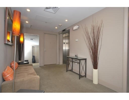 424 Massachusetts Ave # 202