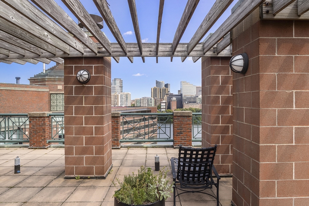 10 Rogers Street # 502