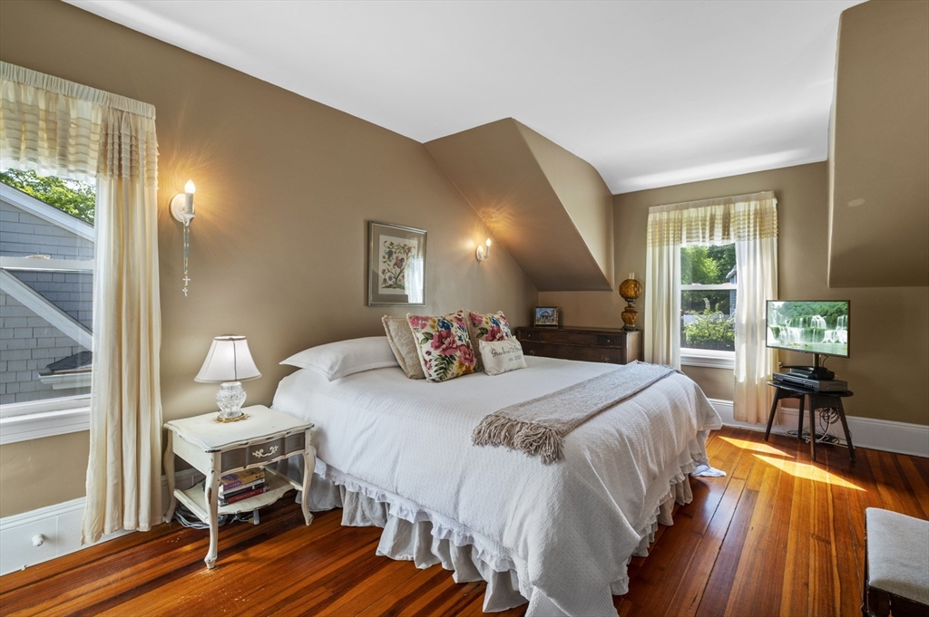 149 Elmwood