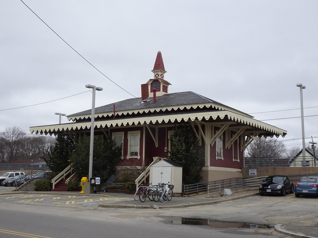 149 Elmwood