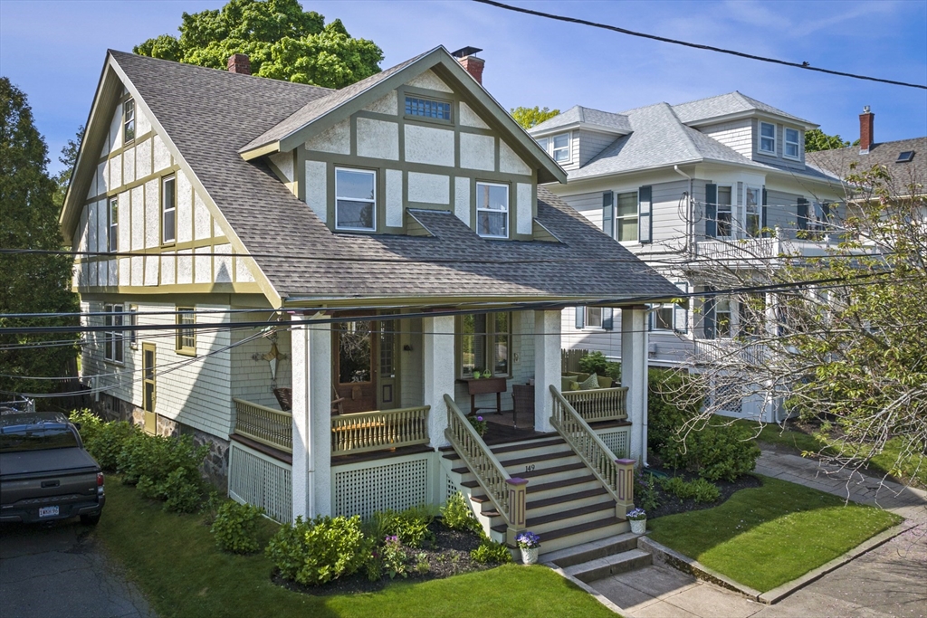 149 Elmwood