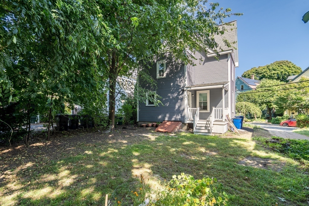 84 Pemberton