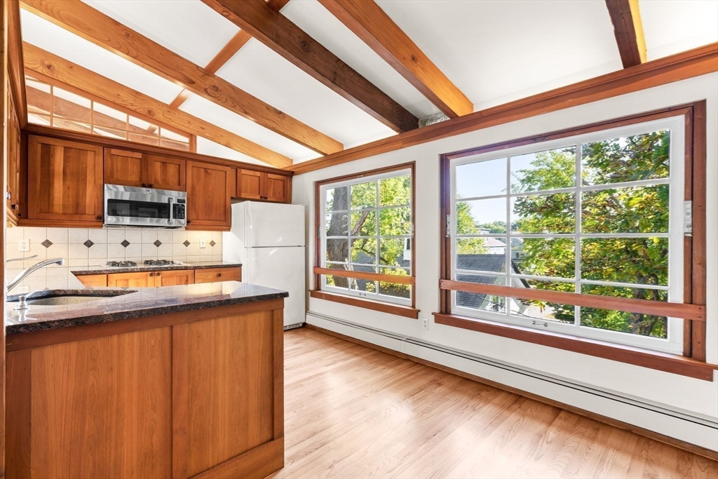 30-32 Goodrich Rd