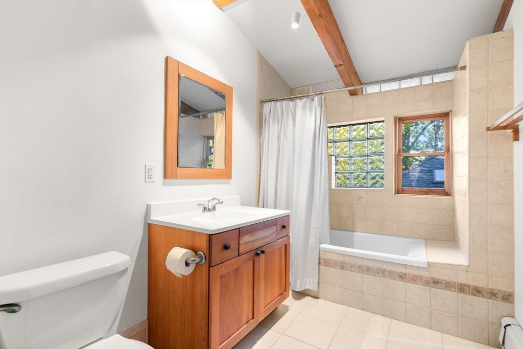 30-32 Goodrich Rd