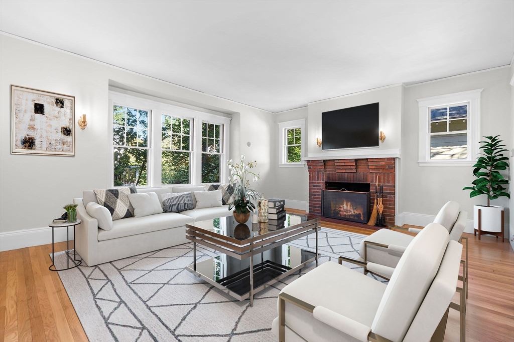 30-32 Goodrich Rd