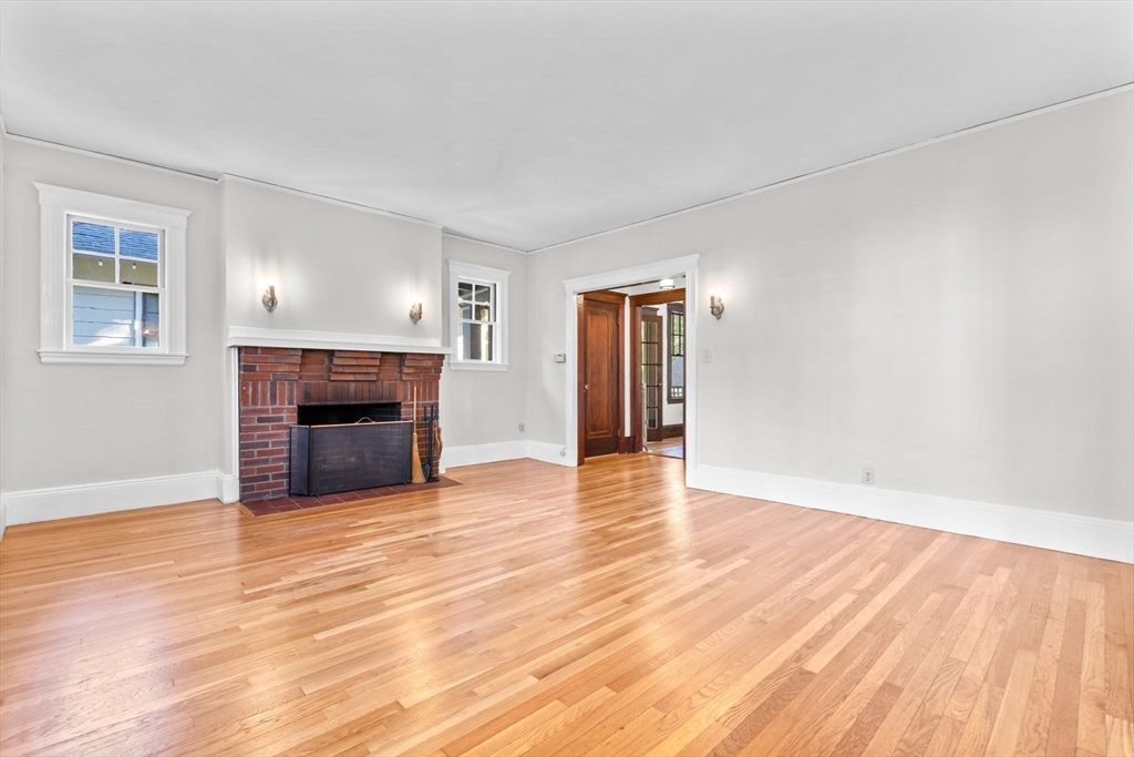 30-32 Goodrich Rd