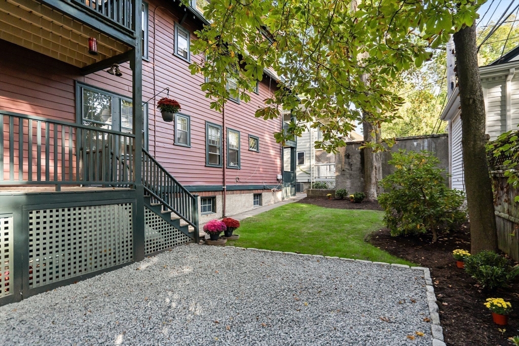 30-32 Goodrich Rd