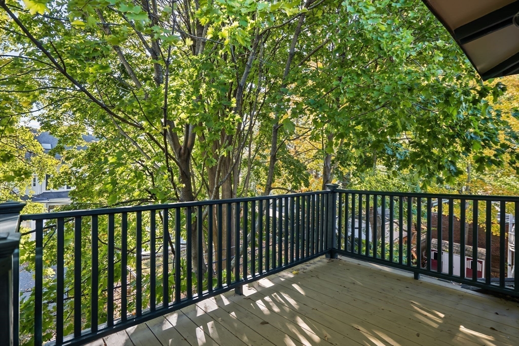 30-32 Goodrich Rd