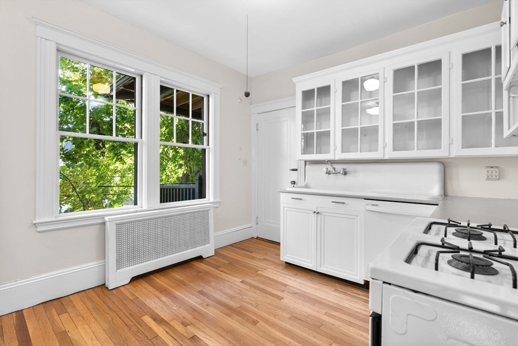 30-32 Goodrich Rd