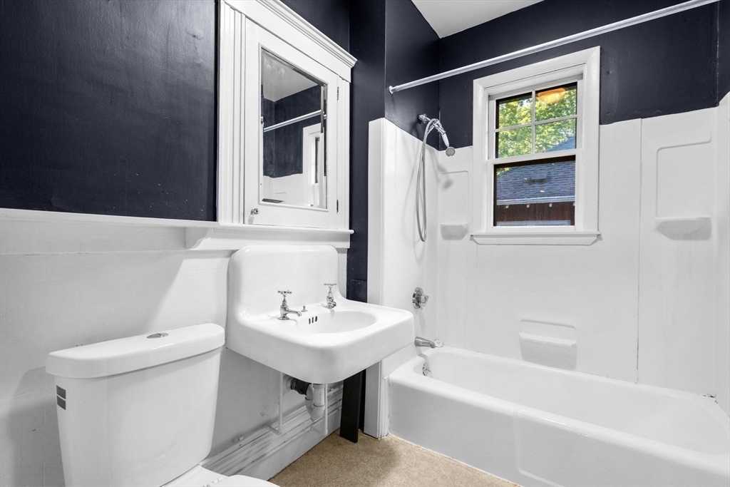 30-32 Goodrich Rd