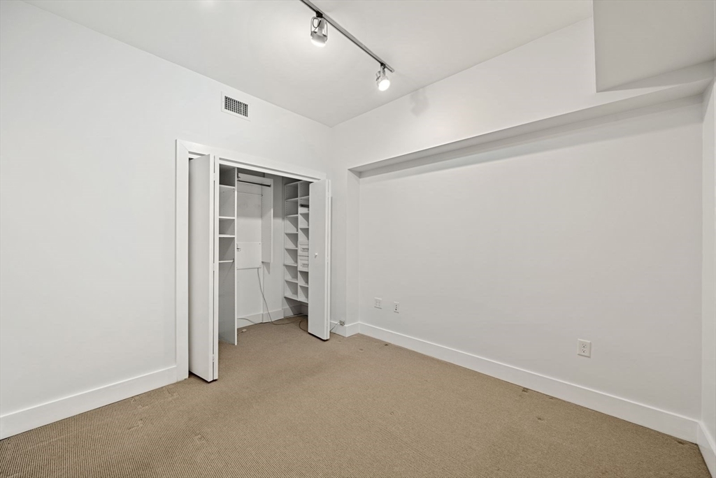 257 Northampton St # 506