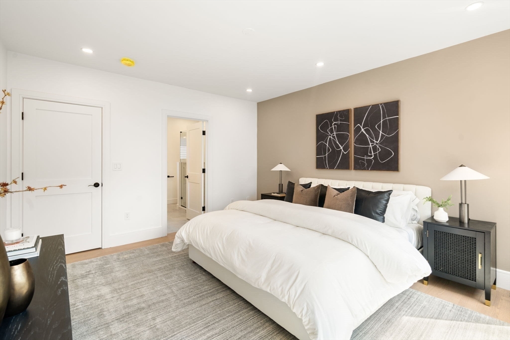 33 Evergreen St # 1
