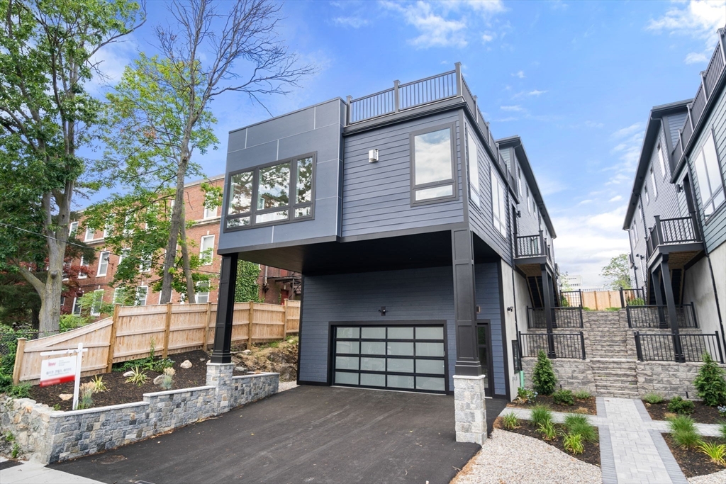 33 Evergreen St # 1