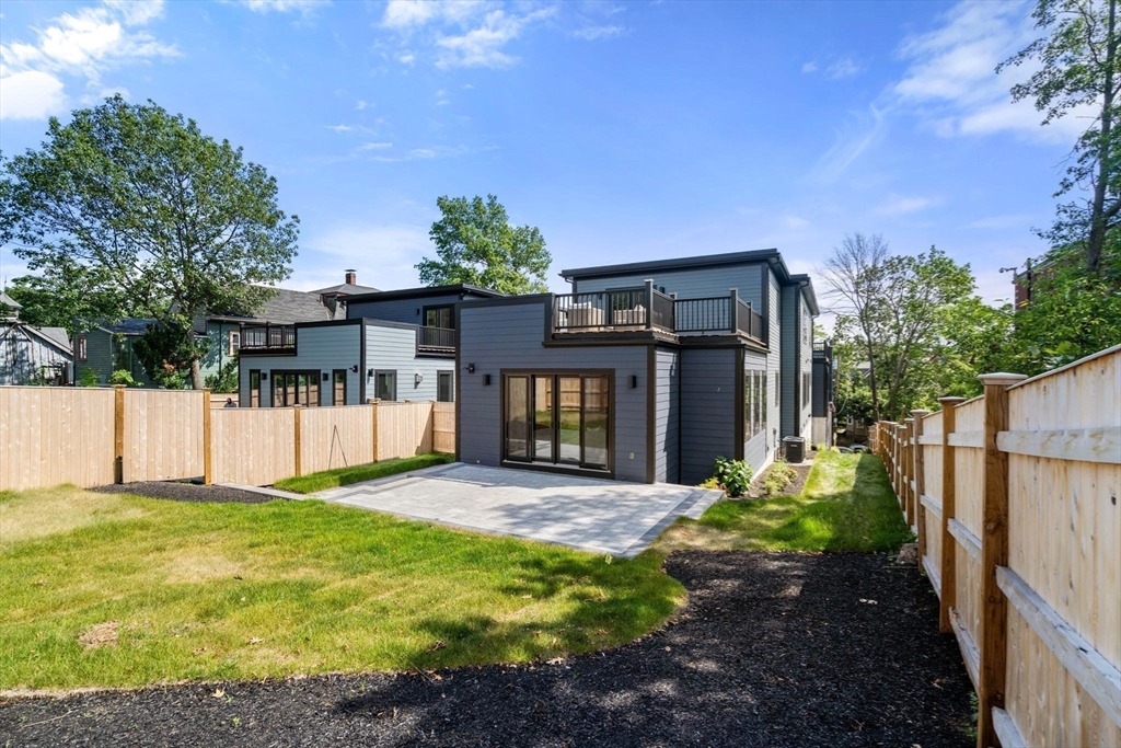 33 Evergreen St # 1
