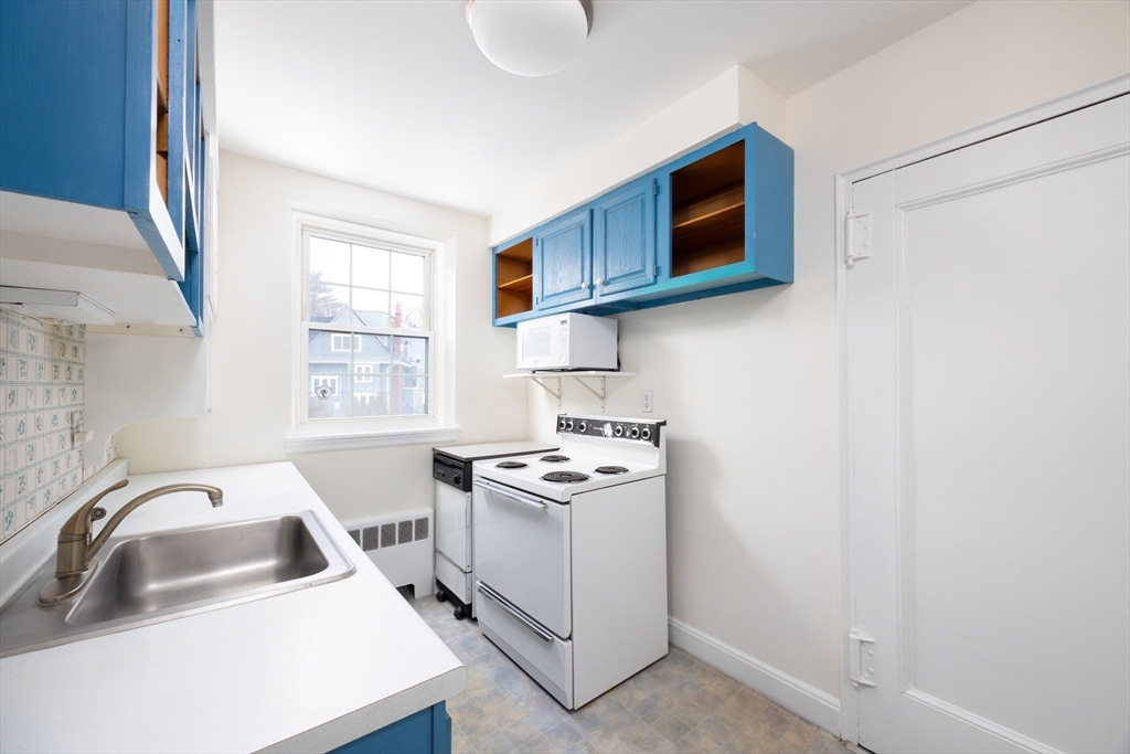 31-1/2 Englewood Ave # 5