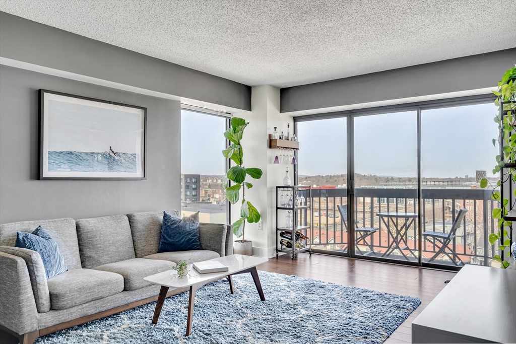 15 N Beacon St # 714