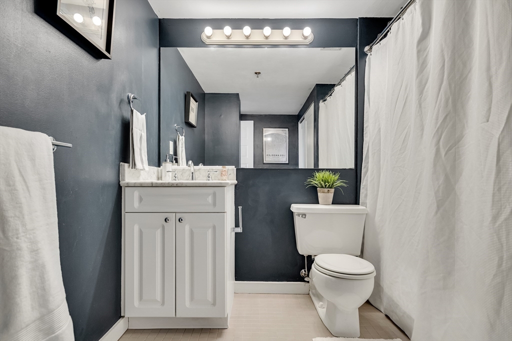 15 N Beacon St # 714
