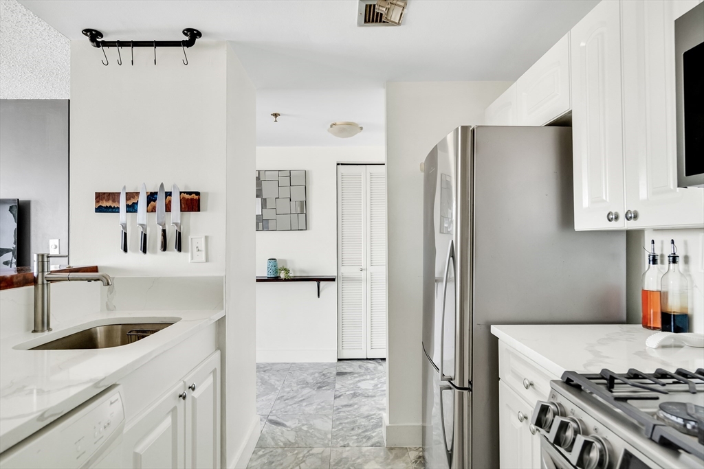 15 N Beacon St # 714