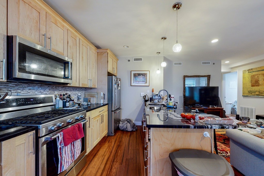 104 Prince Street # 4