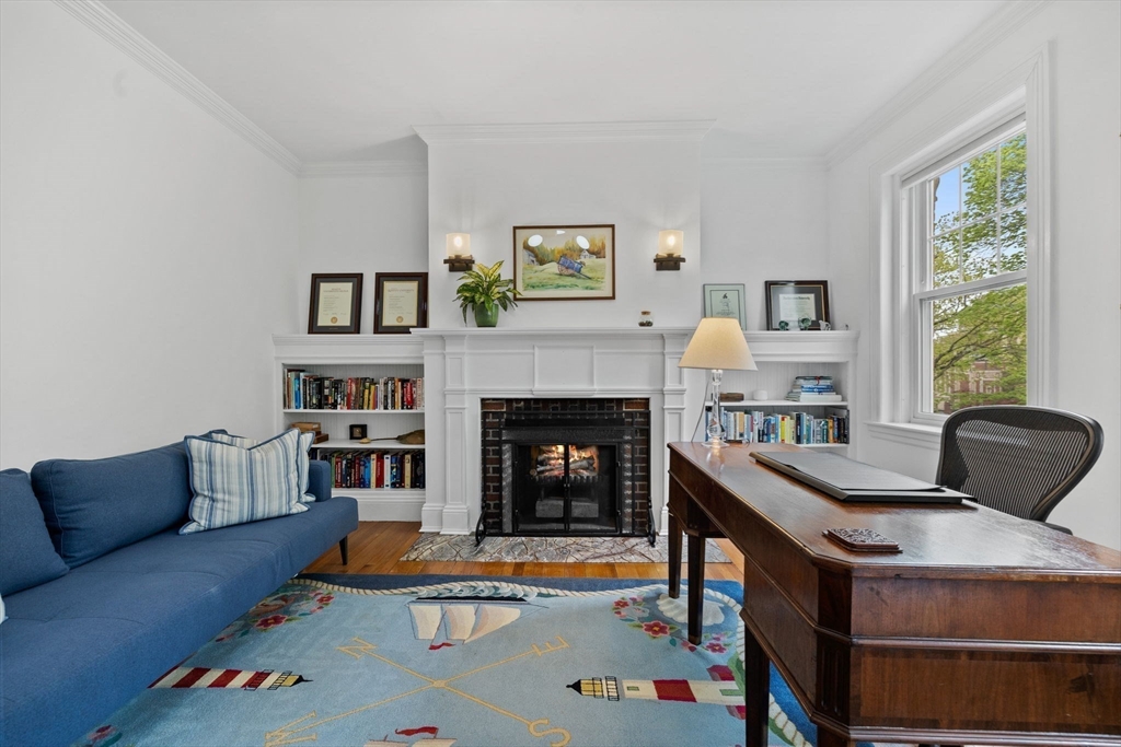48 Marshal Street # C