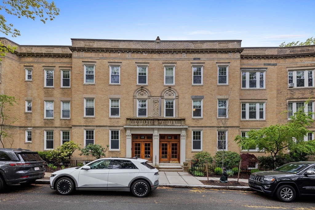 48 Marshal Street # C
