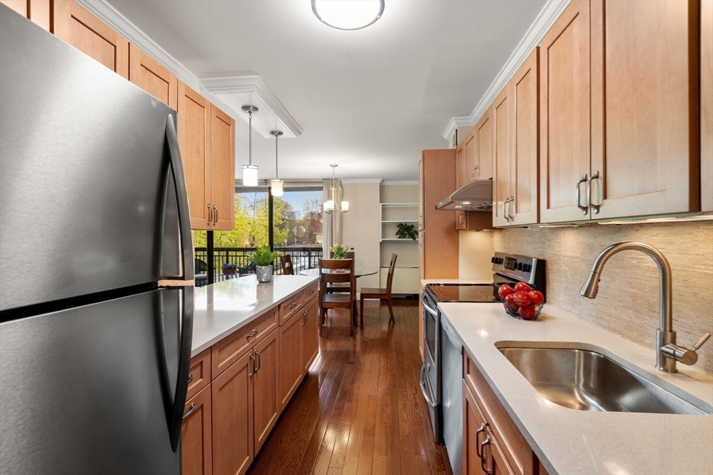 50 Longwood Ave # 212