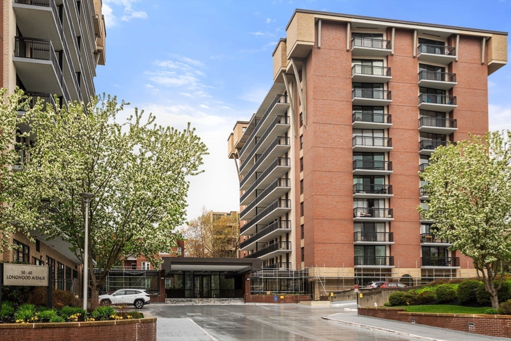 50 Longwood Ave # 212