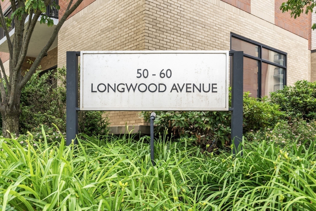 50 Longwood Ave # 212