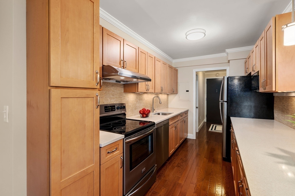 50 Longwood Ave # 212