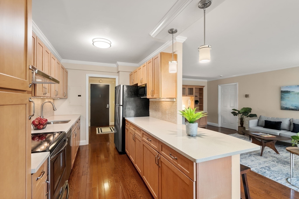 50 Longwood Ave # 212