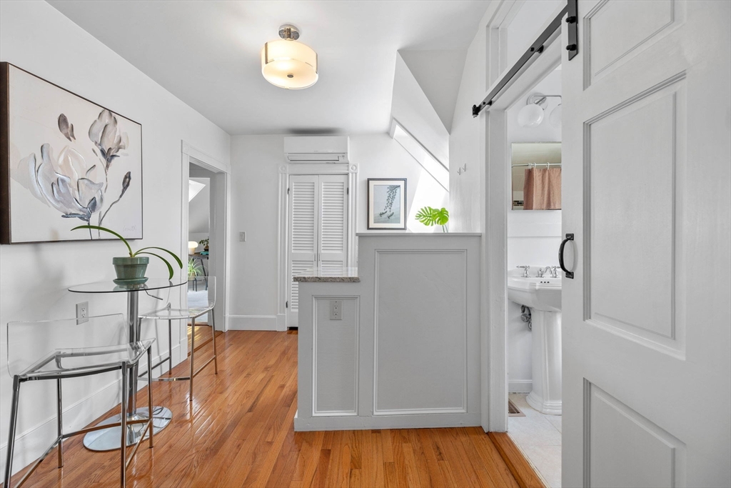 228 Langley Rd