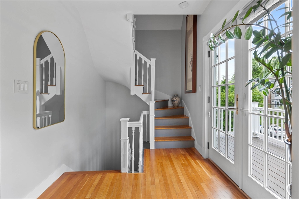 228 Langley Rd