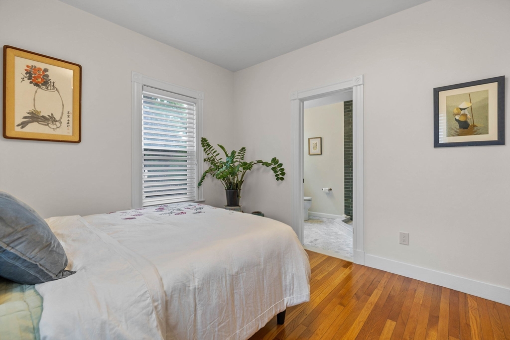 228 Langley Rd